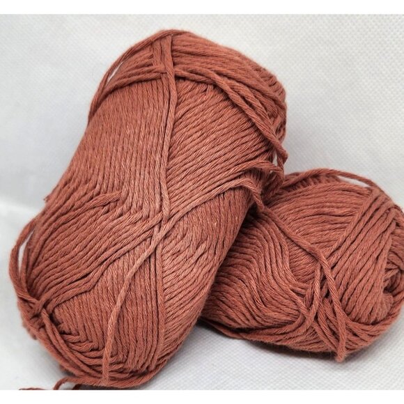Lot of 2 Burgundy Drops Cotton Light Yarn – 50% Cotton/50% Polyester, 50g, 105m - Picture 5 of 5